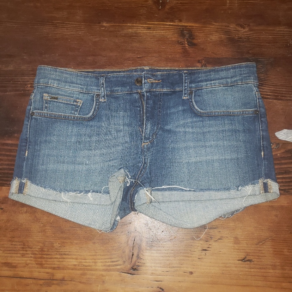 Raw cuff jean shorts